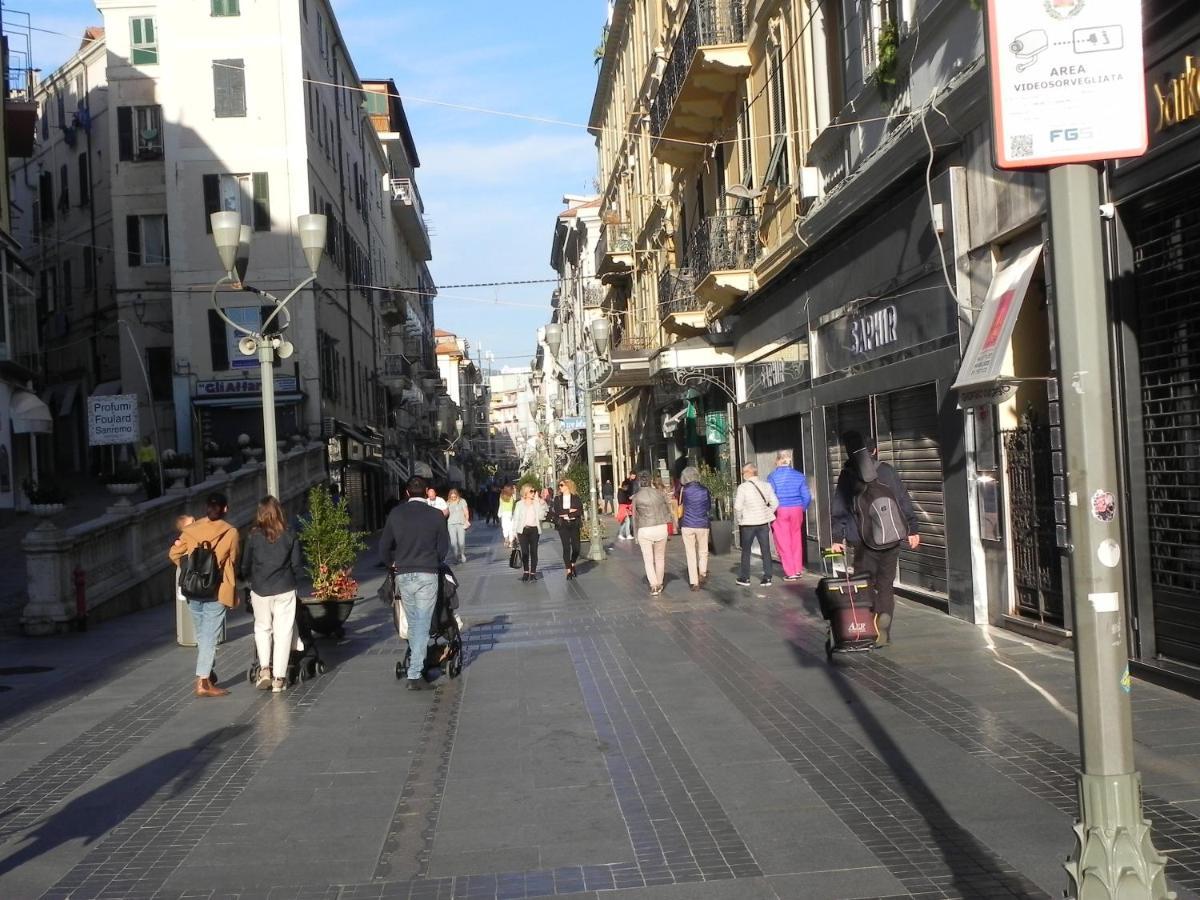 Centralissimo Trilocale Su Due Piani - Flavio House Sanremo Dış mekan fotoğraf